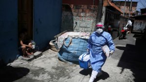 За сутки в Бразилии более 1000 человек скончались от коронавируса. Число случаев коронавируса в Перу превысило 140 тысяч. За сутки в Колумбии выявили более 1200 случаев коронавируса