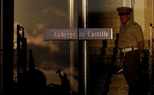 США заявили о перехвате груза из России с ливийскими динарами на $1 млрд