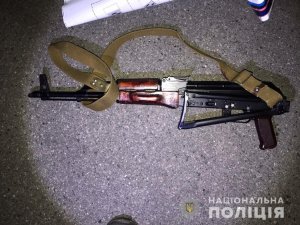 На Украине подросток отобрал у ветерана АТО автомат Калашникова и расстрелял его