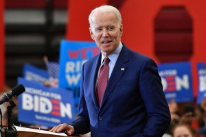 New York Post (USA) Сотрудники предвыборного штаба Байдена жертвуют деньги в Фонд спасения протестующих в Миннесоте: отчет