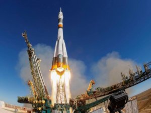 Ouest-France: в ответ на запуск от SpaceX Россия пообещала полёты на Луну