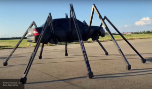 Краснодарец собрал шестиметрового паука из Lada Priora