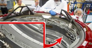 Dragon-V2 российский ? На стыковочном блоке Dragon-V2 обнаружилась табличка российского производителя