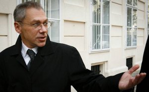 Посол России в Сербии потребовал от газеты "Блиц" извинений за статью о Россотрудничестве