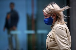 Исследование: у россиян снизилось чувство тревожности из-за ситуации в мире