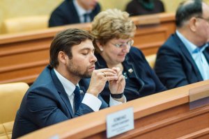 Единая Россия: любой депутат имеет право на частное мнение