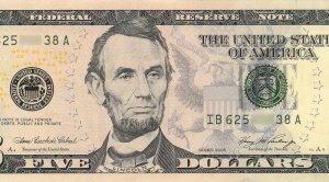 В США мужчина получил чек федеральной «коронавирусной» помощи на $5,60