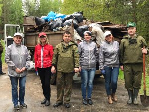 Активисты ОНФ в Коми ликвидировали свалки в особой лесной зоне в Корткеросском районе