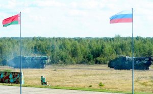 Лукашенко по указке Кремля собирается захватить Прибалтику. Такой вывод следует из интервью главы военной разведки Литвы