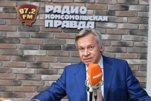 "Тот факт, что он афроамериканец, не означает, что он может нести всякую чушь  (Пушков ответил на заявление американского историка о расизме в России)