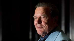 Der Spiegel: за «царскую» зарплату — Шрёдер остался председателем директоров «Роснефти»