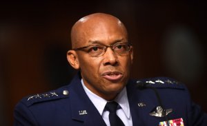 Сенат США впервые одобрил назначение афроамериканца на должность начштаба ВВС