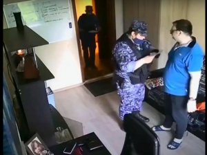 Росгвардия пообещала строго но дисциплинарно наказать сотрудника угрожавшего подбросить наркотики