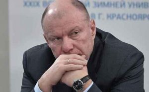 Потанин предложил Дерипаске отказаться от дивидендов