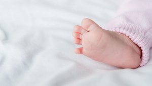 Убийство годовалого ребенка в нелегальном детсаду Запорожья. Воспитательницу оставили под арестом