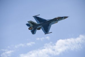 Forbes (США): Как замаскировать F-16 под российский истребитель Су-57