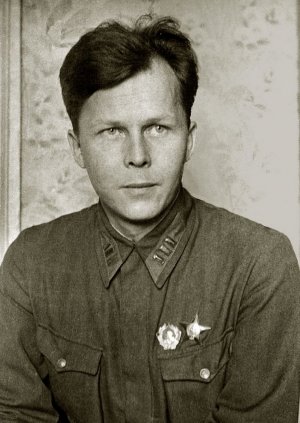 Фронтовой репортер и поэт: 110 лет назад родился Александр Твардовский