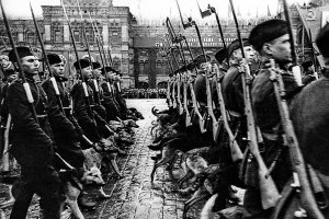 Парад Победы 24 июня 1945 года — триумф народа-победителя
