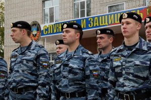 Житель Твери случайно попросил у омоновцев насос для велосипеда и был жестоко избит