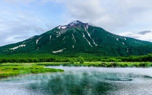 Россияне уже голосуют, и вот где
