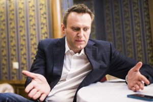 Нарочницкая: В США Навальному не простили бы оскорбление ветерана