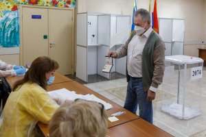 Гражданский долг. Сергей Шойгу проголосовал за поправки в Конституцию РФ