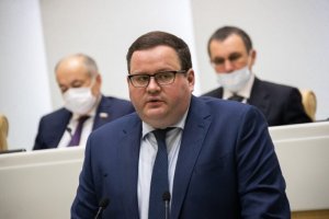 Идите работать: Минтруд не поддержал предложение о выплате 10 тыс. рублей детям от 16 до 18 лет