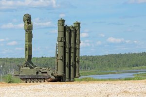 С-500 сможет уничтожать гиперзвуковое оружие в космосе, заявили в ВКС