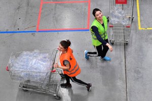 Путин призвал в Россию мигрантов