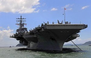 США направили два авианосца в район проведения военных учений Китая