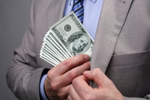 Антикоррупционное агентство Украины запускает мониторинг за образом жизни чиновников