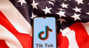 Помпео: США изучают вопрос о запрете TikTok