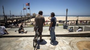 Коронавирус в мире: новый рекорд по заражениям в США ( 60 тыс. новых случаев в сутки), новый карантин в Австралии, Президент Бразилии заразился, беспорядки в Белграде из-за нового комендантского часа