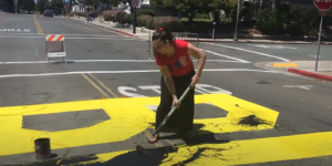 Двоим американцам грозит тюрьма за попытку закрасить надпись Black Lives Matter