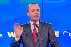 Лидер ведущей партии ЕС назвал исторической ошибкой переговоры о приеме Турции в Евросоюз