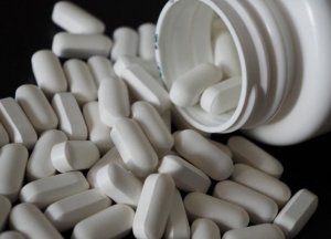 УЧЕНЫЕ СОБИРАЮТСЯ ЛЕЧИТЬ ХРОНИЧЕСКИЕ БОЛИ ПЛАЦЕБО