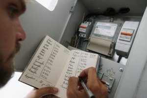 Россияне смогут не платить за установку электросчетчиков