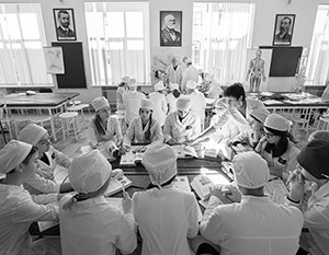Эксперт объяснила снижение интереса к медицинскому образованию у выпускников школ