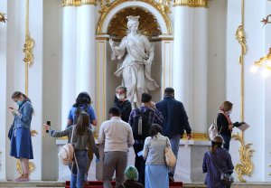 Запертые в Сети: чему научились за время карантина музеи, театры и библиотеки