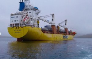 Крупнотоннажные суда пришли в российскую Арктику с грузом для юга Сибири