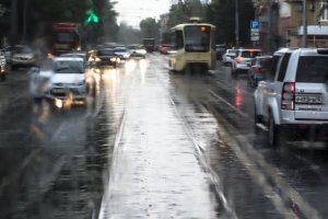 Сильный ливень затопил Ростов-на-Дону