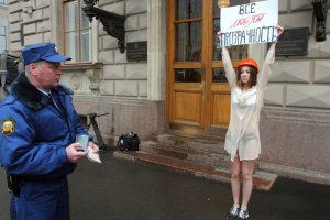 Зачем США нужны "уличные протесты" в России