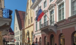 Новый этап в истории отношений: в Эстонии прямо назвали Россию врагом