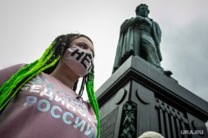 Кремль хочет закон, который  попутно и решит проблему молодежных протестов в президентской кампании - 2024
