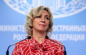 "Они же дети"   (Захарова заявила, что МИД РФ готов помочь Зеленскому с расшифровкой минских соглашений)