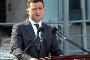 Зеленского предложили заменить голограммой из-за несчастных случаев