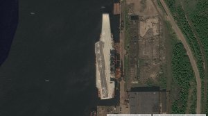 Ржавчину на российском авианосце разглядели из космоса
