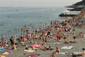 Мэр Ялты прокомментировал действия охранника пляжа с нагайкой