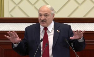 Как Лукашенко взвод «опасных преступников» в плен брал