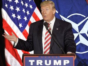Болтон считает, что Трамп в случае своего переизбрания может вывести США из НАТО